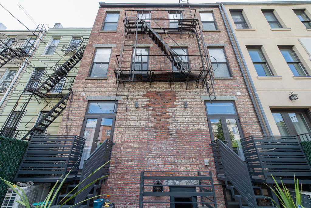 106 Eckford Street - Photo 8