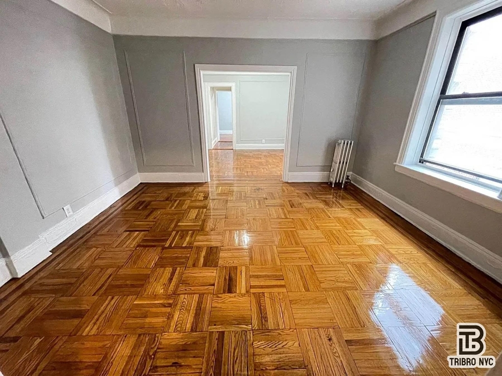 78-14 Woodside Avenue - Photo 1