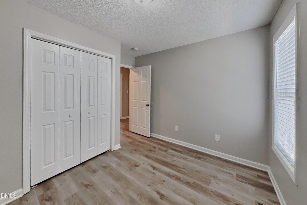 1031 Laurel Leaf Road - Photo 12