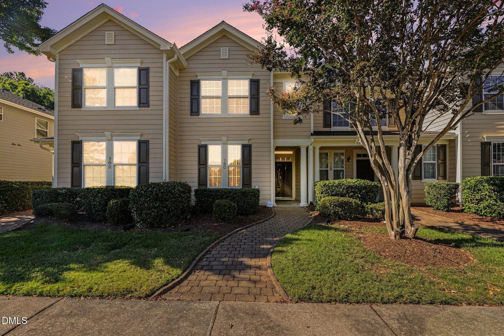 160 Point Comfort Lane - Photo 2