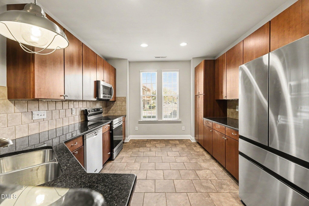 160 Point Comfort Lane - Photo 8