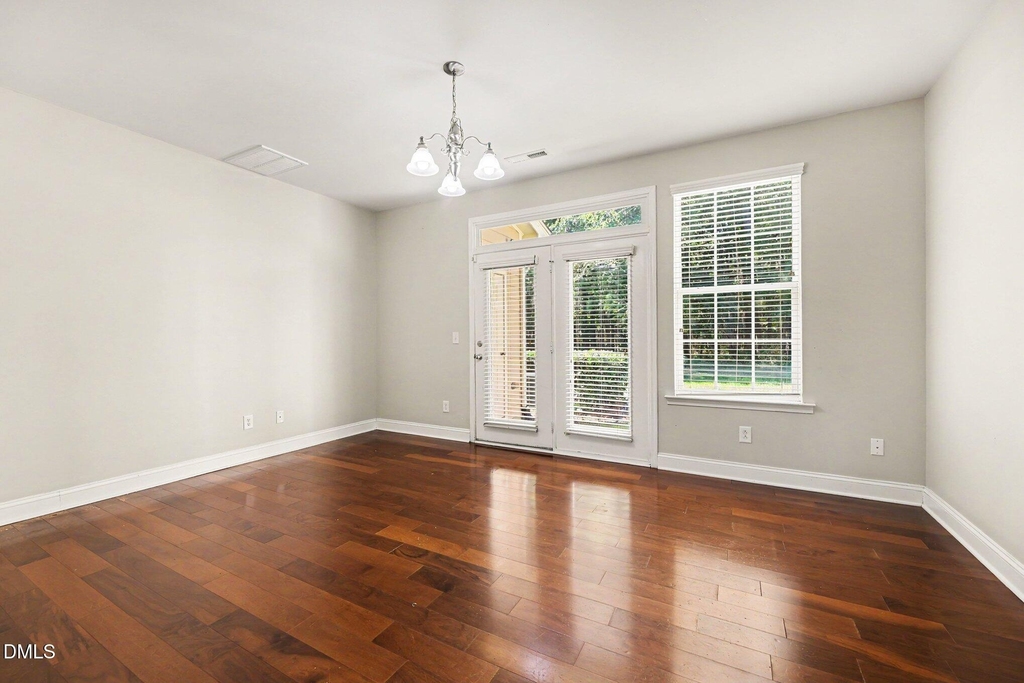 160 Point Comfort Lane - Photo 7