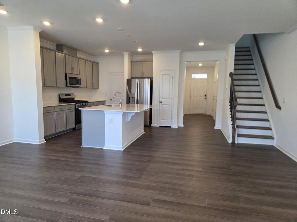 215 Deercroft Drive - Photo 7