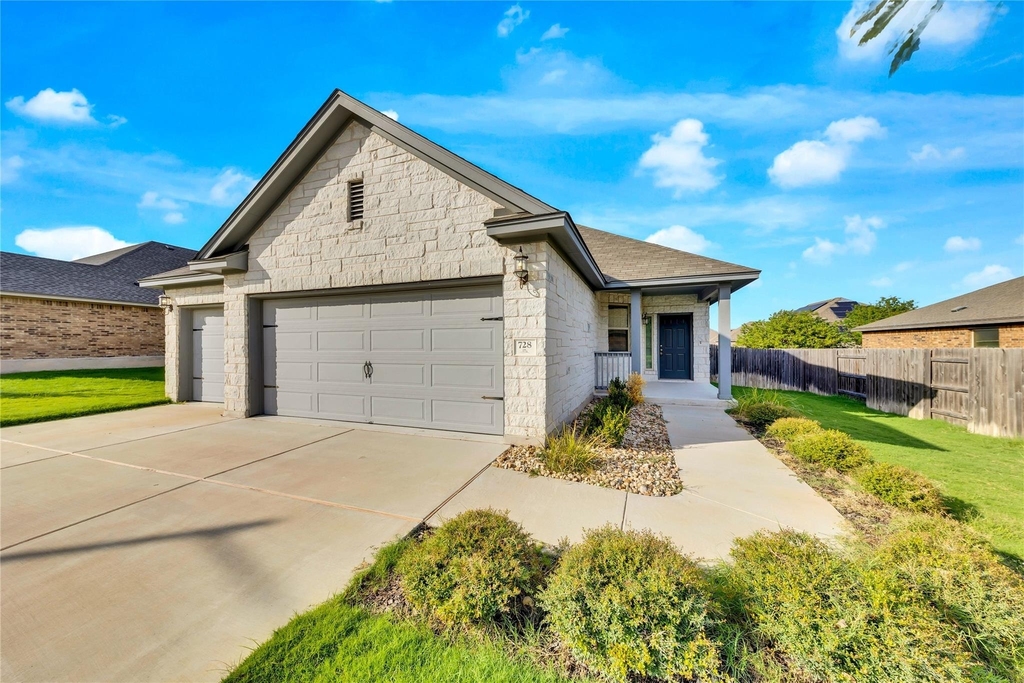 728 Coltrane Dr - Photo 0