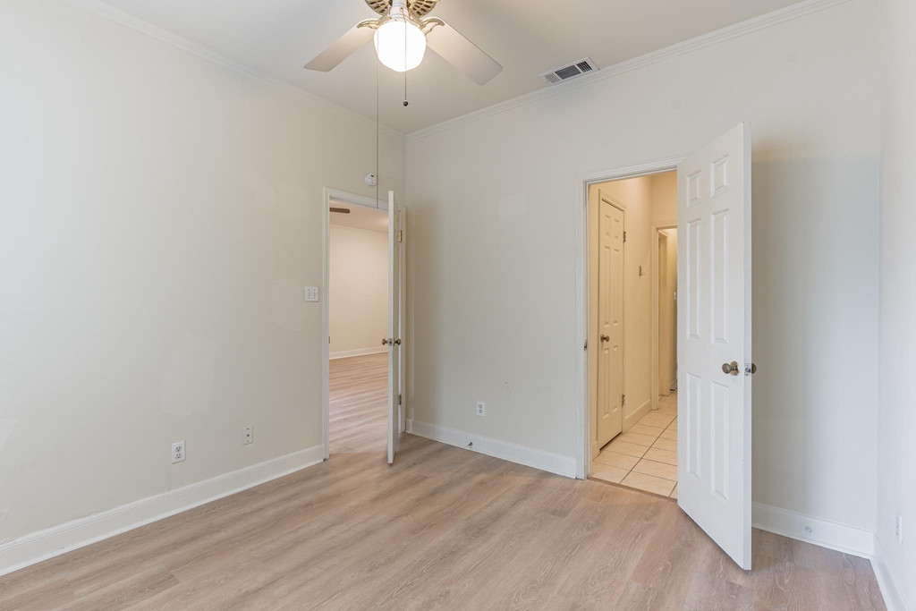 2100 San Gabriel St, Tx 78705 St - Photo 3