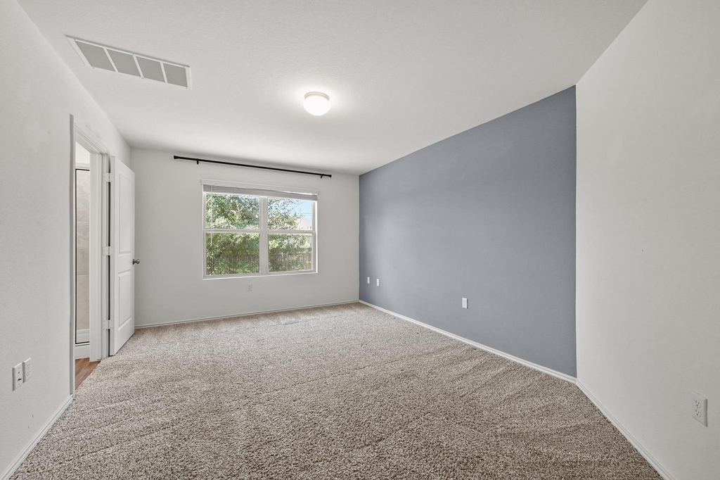 10404 Premier Park St - Photo 12