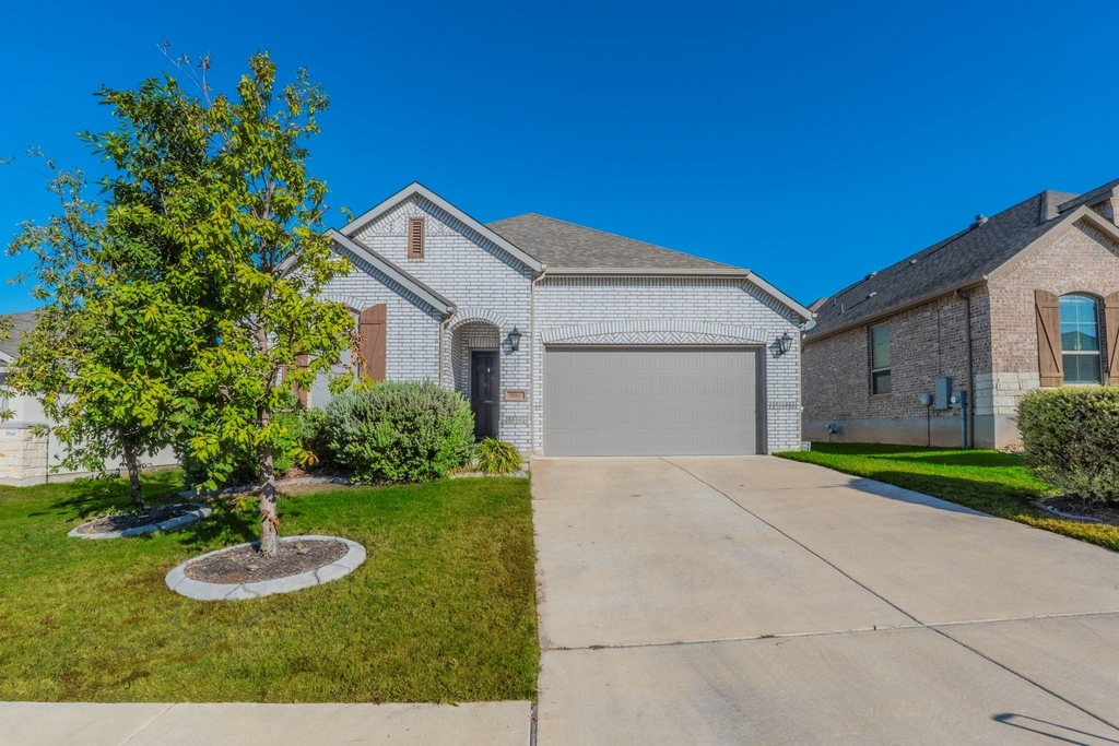 5844 Bianca Dr - Photo 0