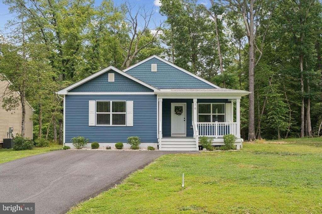 16 Placid Road - Photo 0