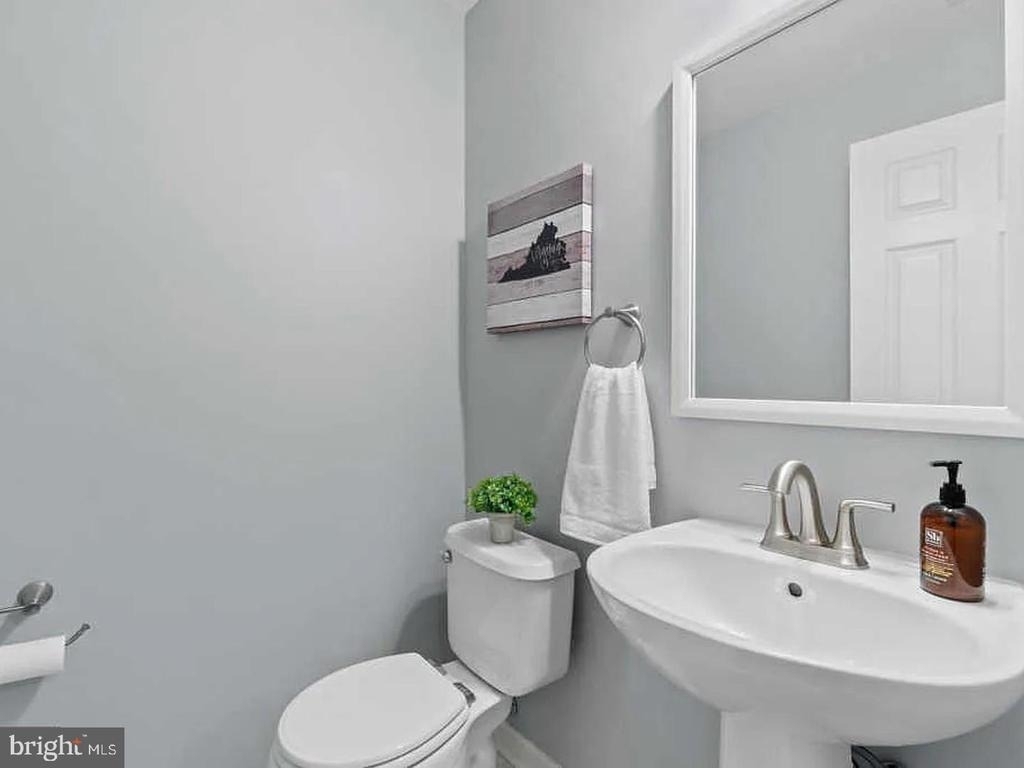 47326 Sterdley Falls Terrace - Photo 17