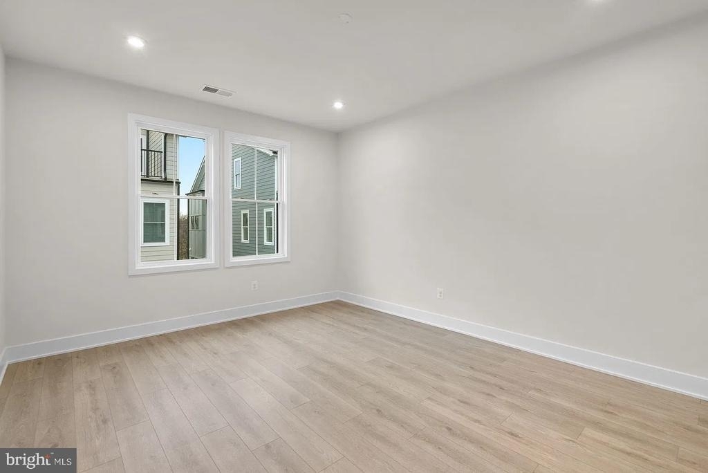 13898 Aviation Place - Photo 16