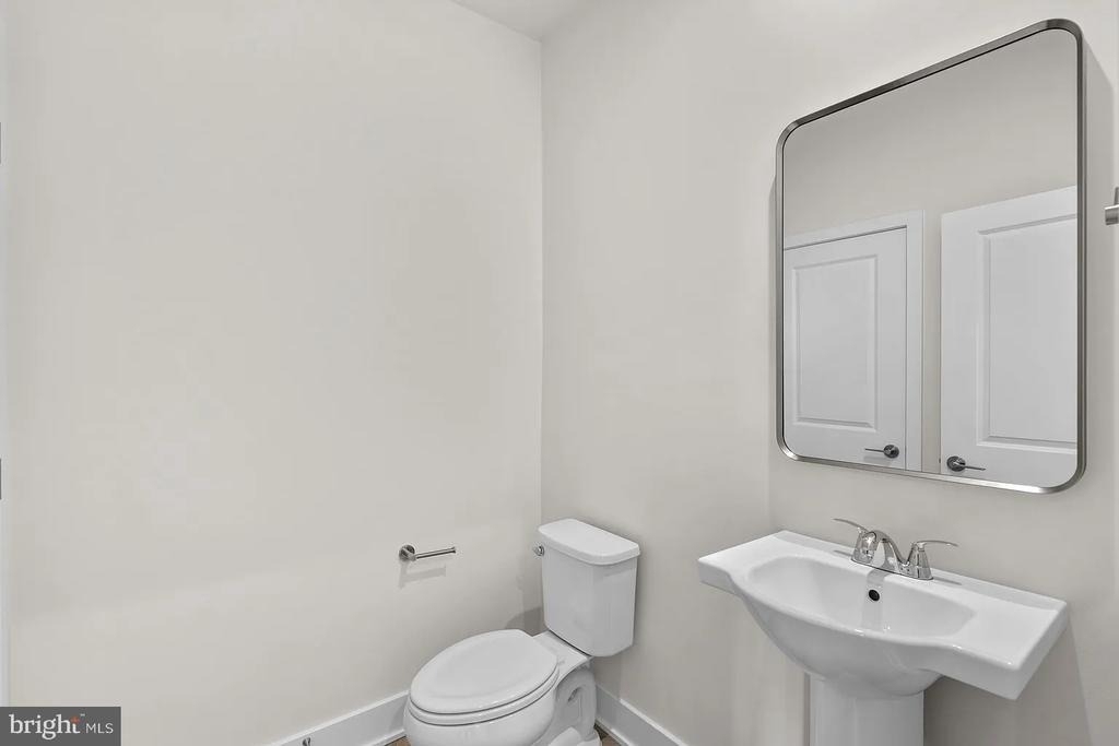 13898 Aviation Place - Photo 15