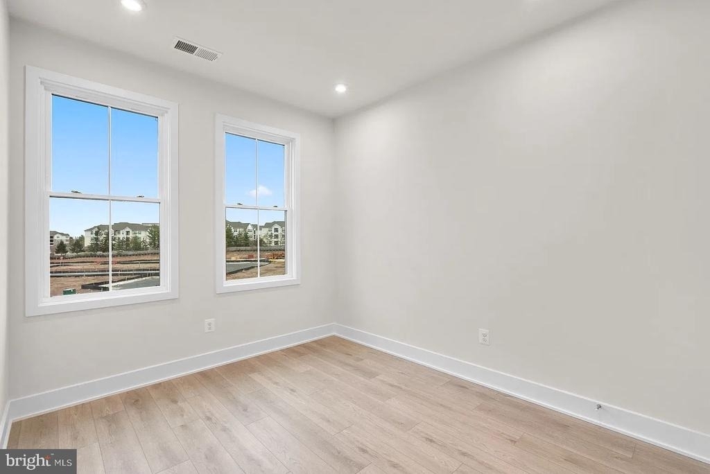 13898 Aviation Place - Photo 13