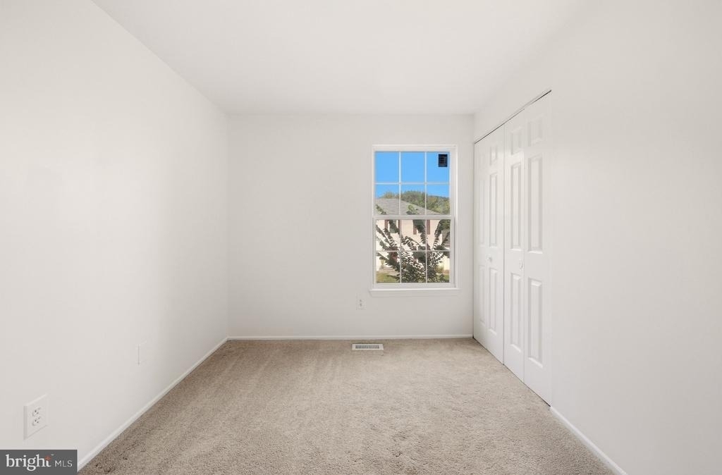 5986 Powells Landing Road - Photo 18