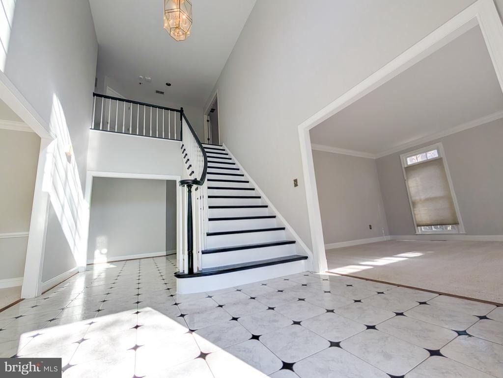 6441 Lake Meadow Drive - Photo 7