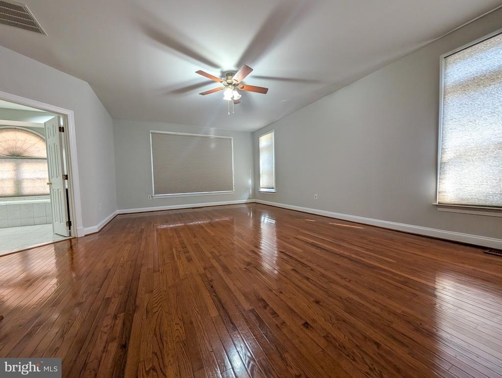 6441 Lake Meadow Drive - Photo 23