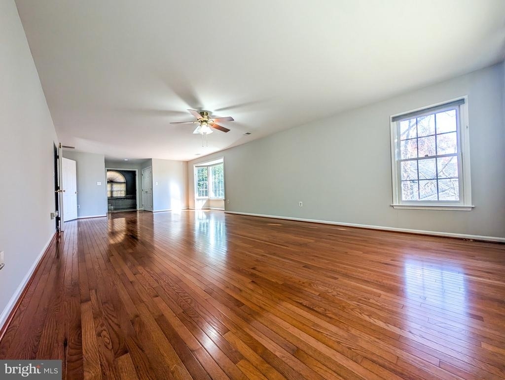 6441 Lake Meadow Drive - Photo 18
