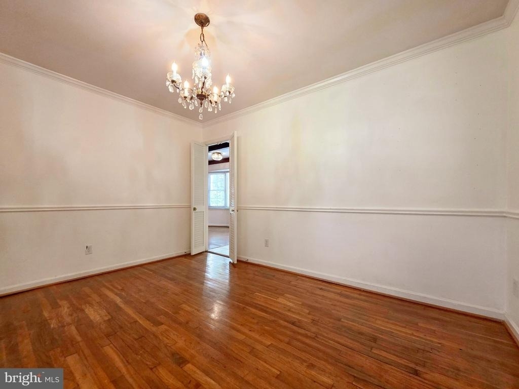 4221 N Valiant Court - Photo 15