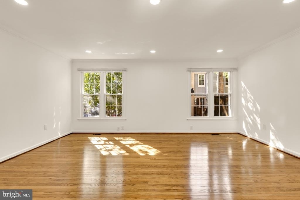 19 Fendall Avenue - Photo 10