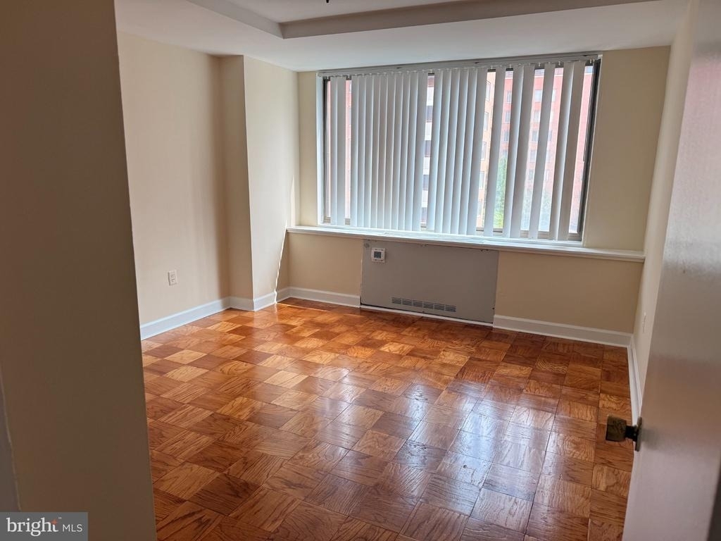 1111 Arlington Boulevard - Photo 2