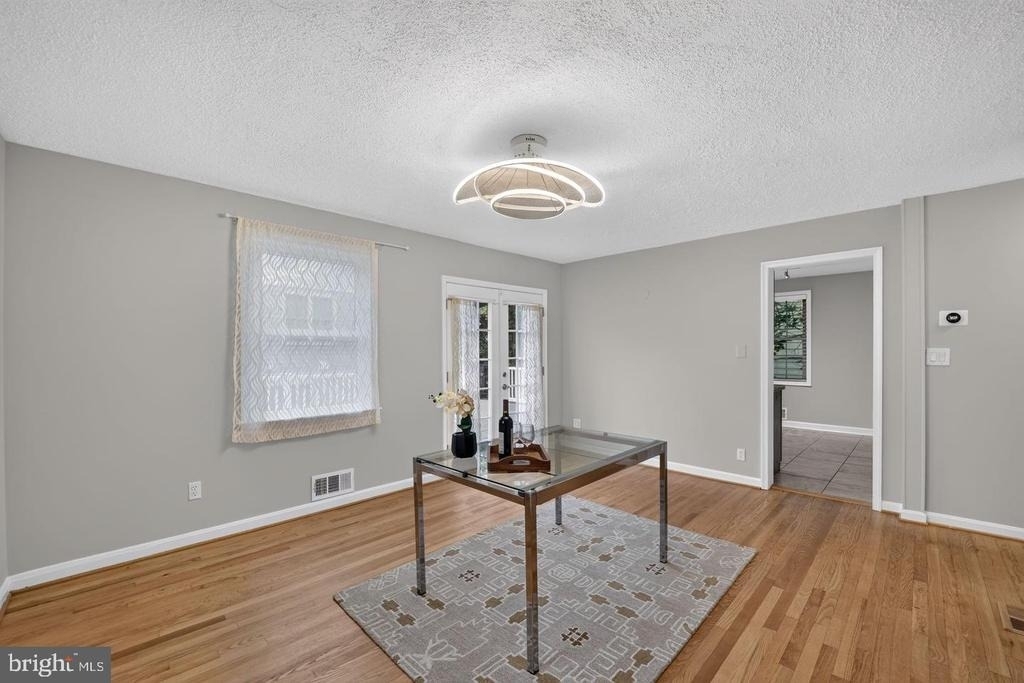 2637 N Greenbrier Street - Photo 10