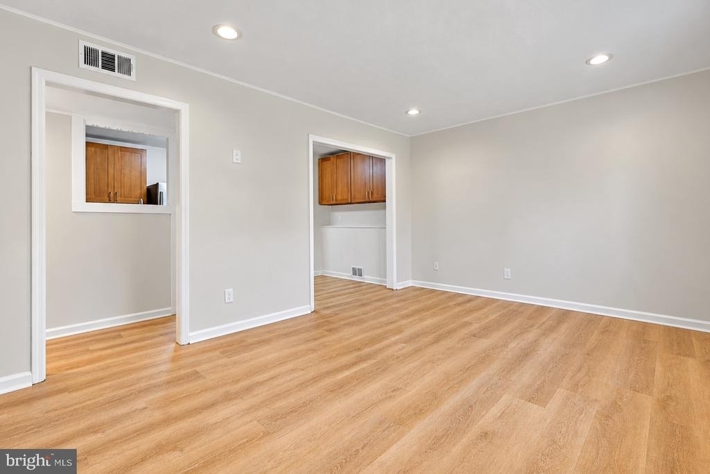 266 Eaton Avenue - Photo 3