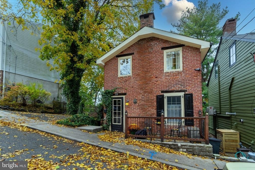 59 S Franklin Street - Photo 3