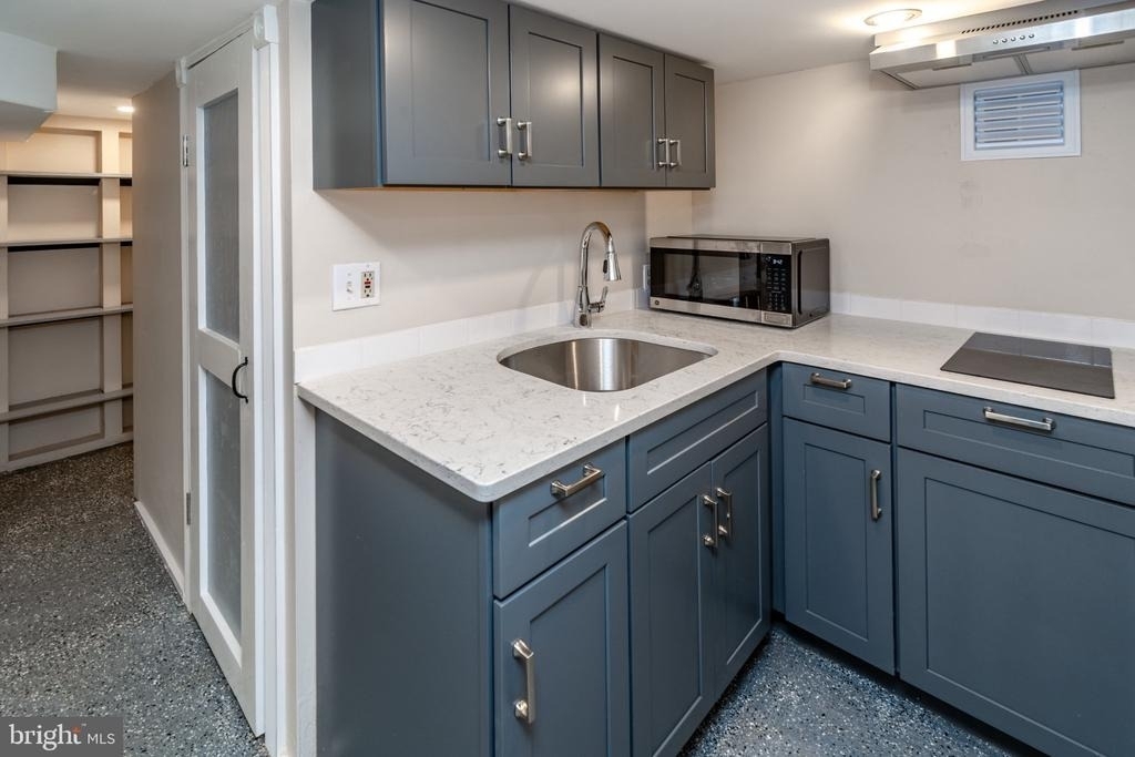 59 S Franklin Street - Photo 14