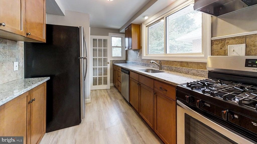 24 W 7th Avenue - Photo 5