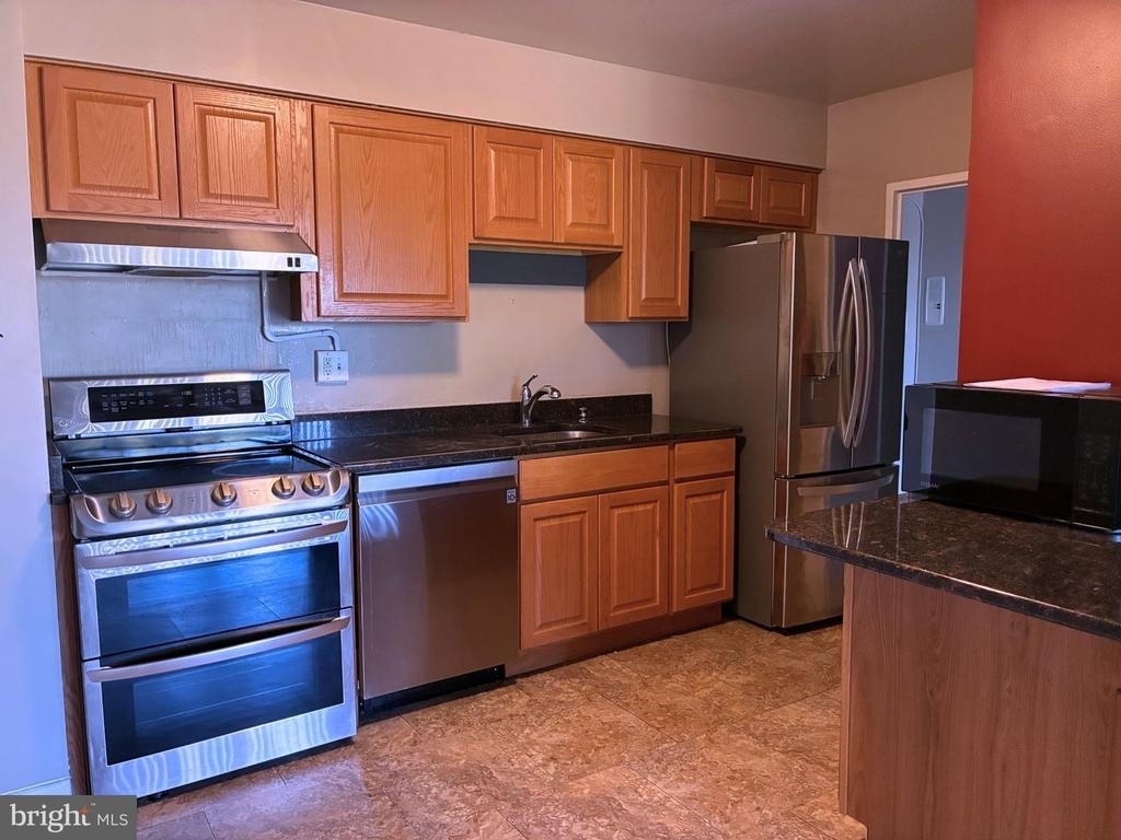 111 Chestnut Street - Photo 1
