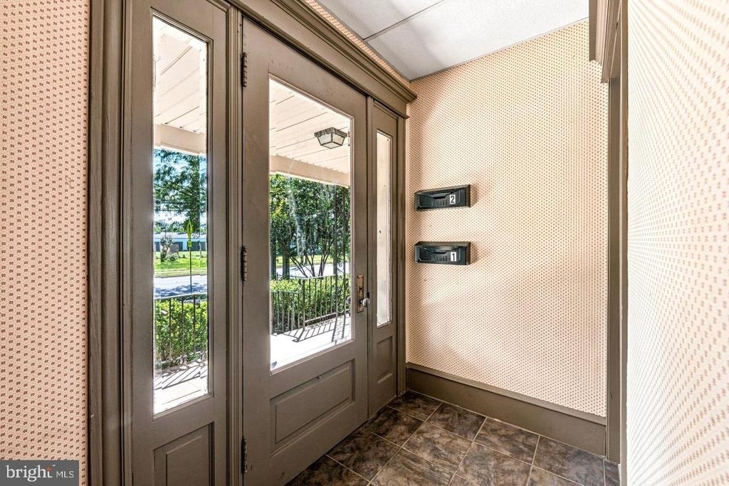 809 W Collings Avenue - Photo 3