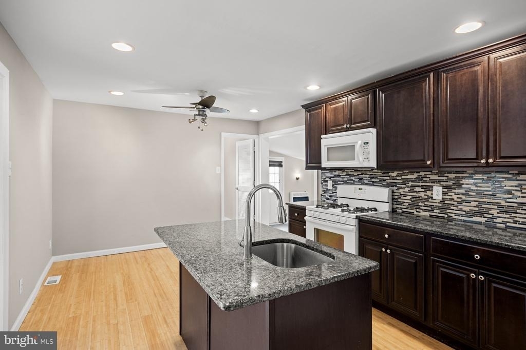 91 Baker Boulevard - Photo 12