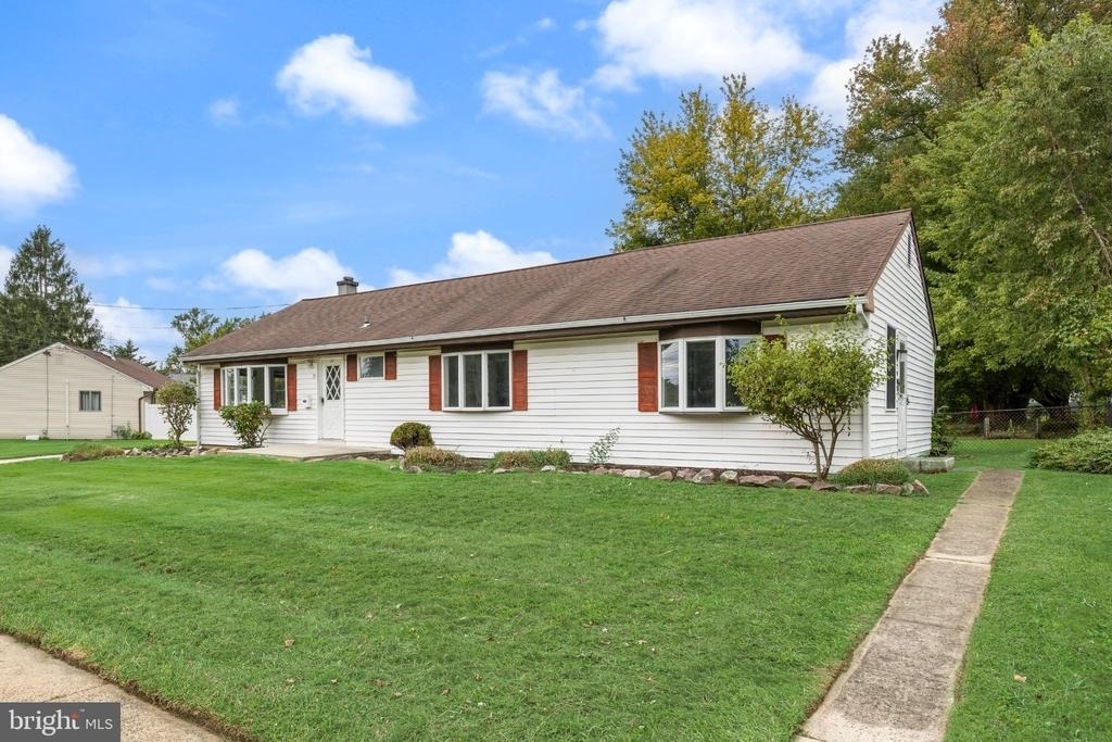 91 Baker Boulevard - Photo 2