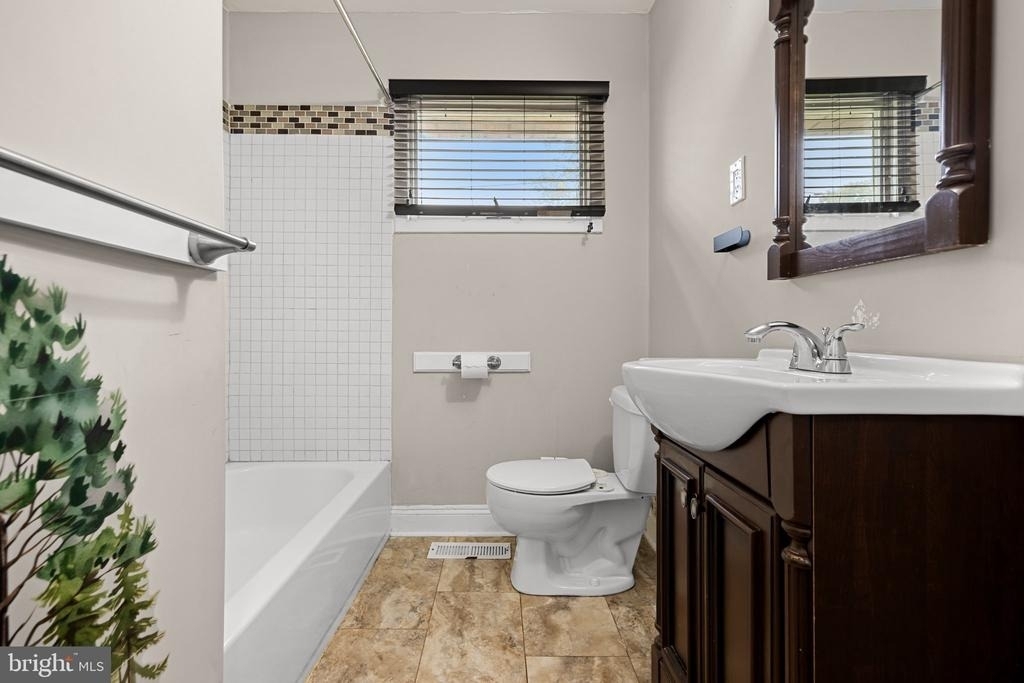 91 Baker Boulevard - Photo 17