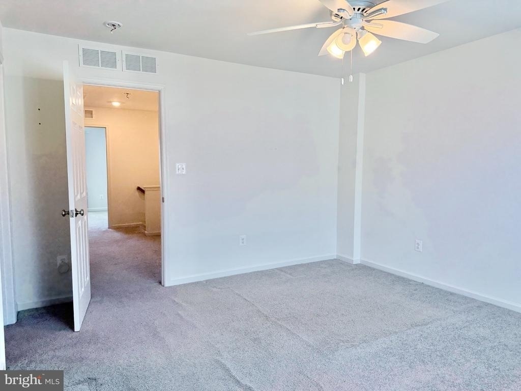 236 Jessica Lyn Avenue - Photo 20