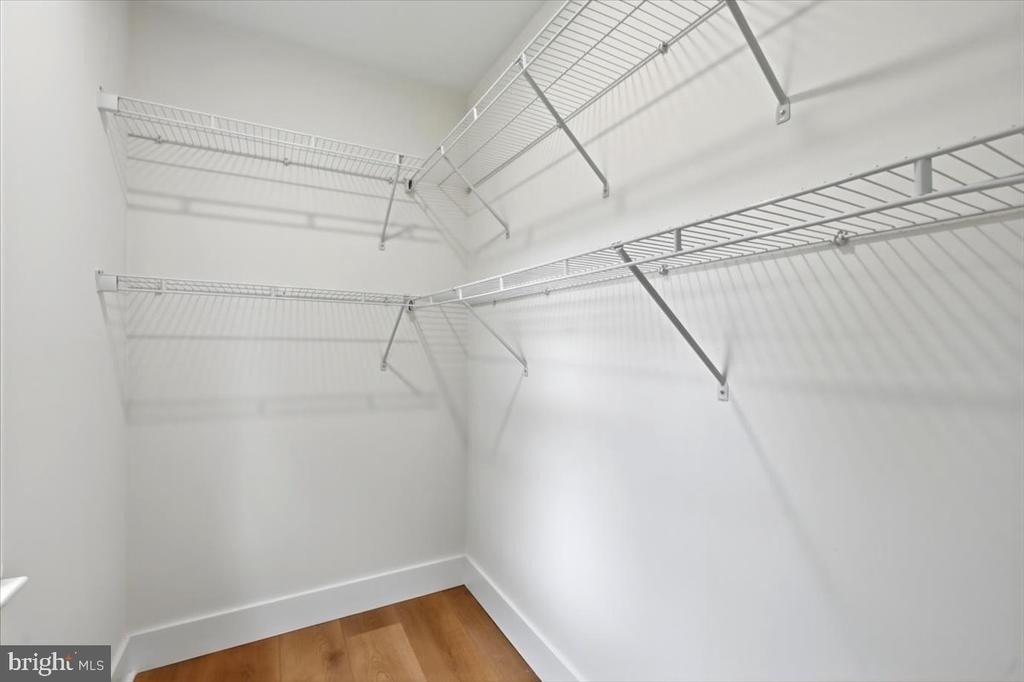 2412 Valley Way - Photo 19