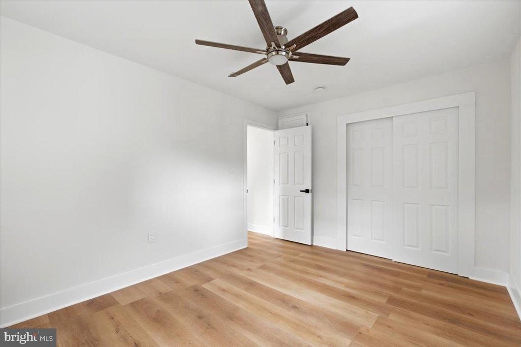 2412 Valley Way - Photo 25