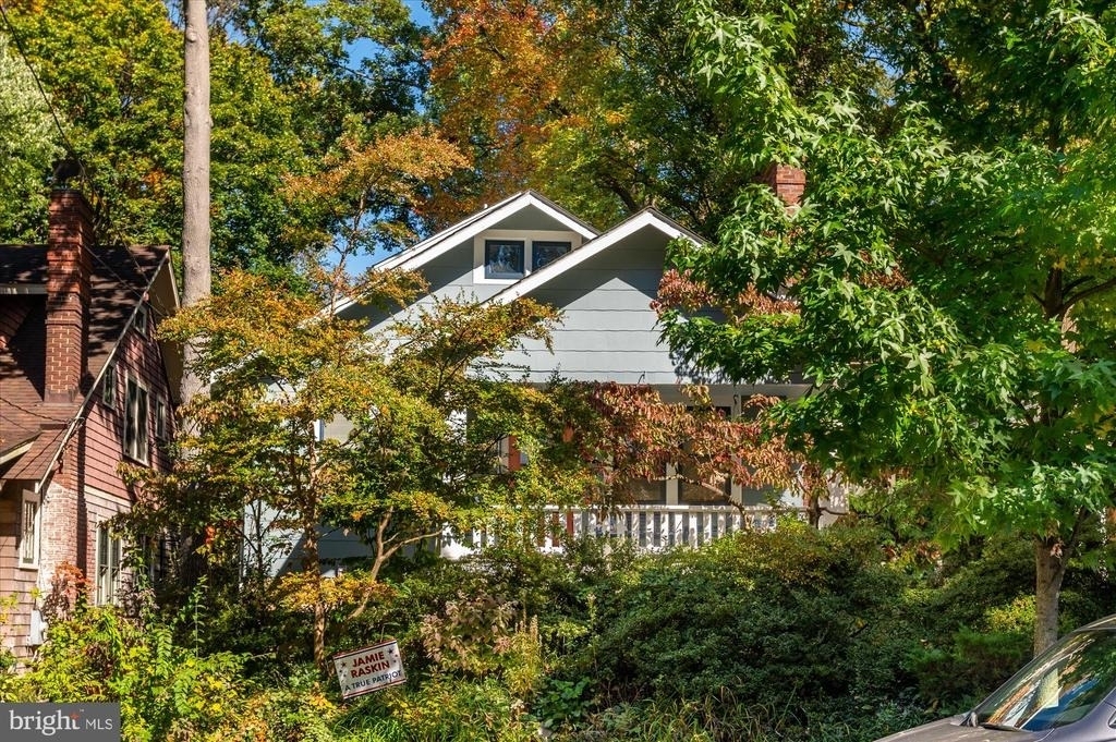 117 Sherman Avenue - Photo 2