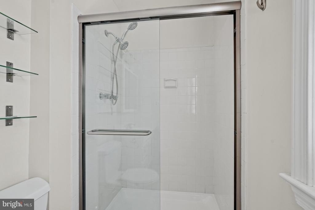 6718 Kenwood Forest Lane - Photo 19