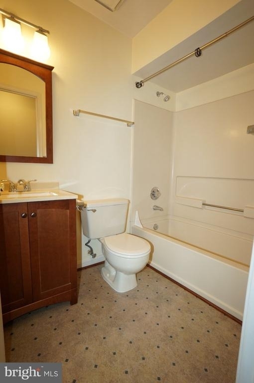 8360 Montgomery Run - Photo 17