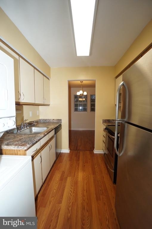 8360 Montgomery Run - Photo 4