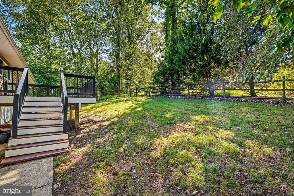 4 Carolina Avenue - Photo 18