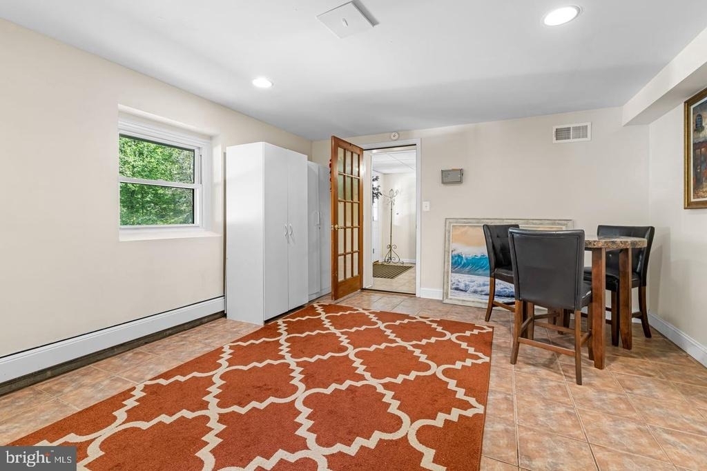 4 Carolina Avenue - Photo 9