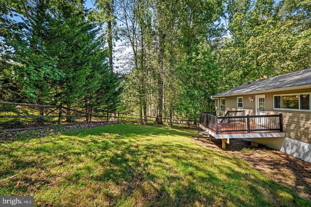 4 Carolina Avenue - Photo 37