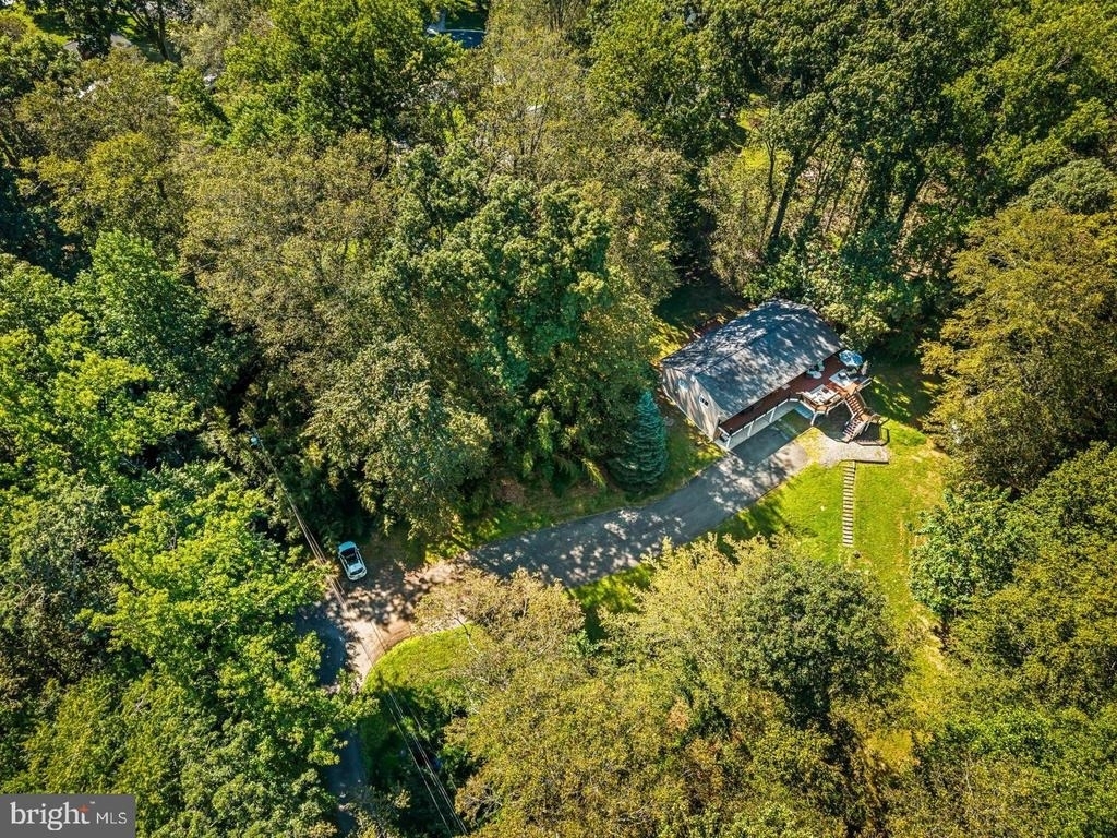 4 Carolina Avenue - Photo 49