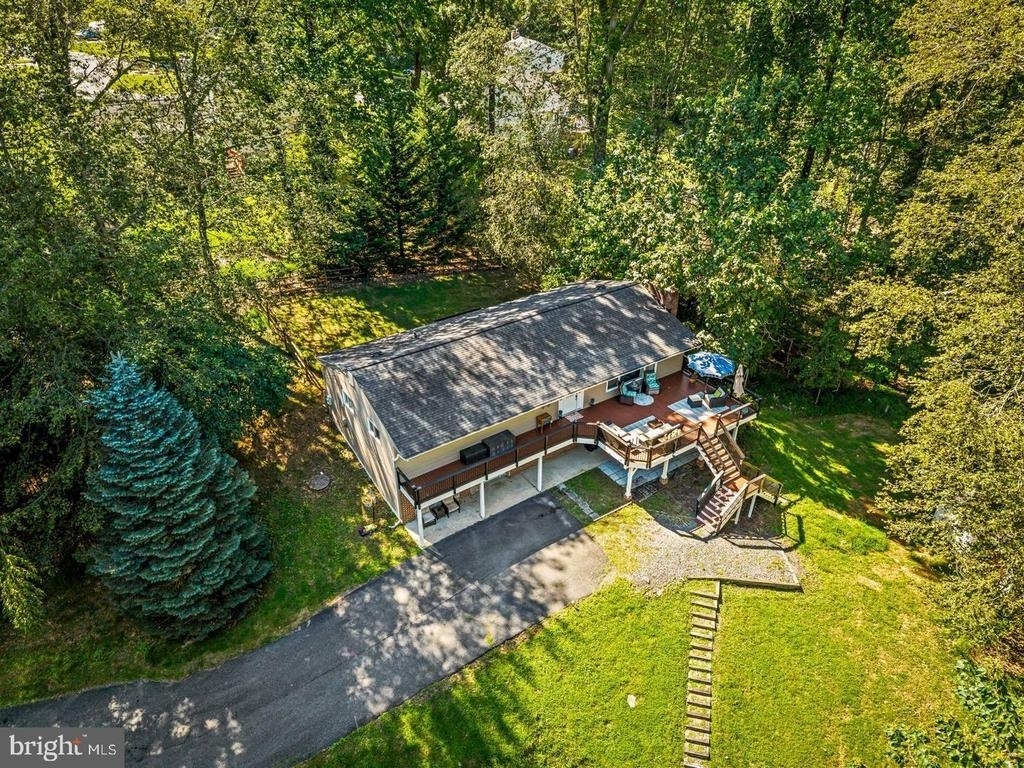 4 Carolina Avenue - Photo 54