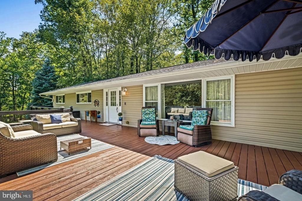 4 Carolina Avenue - Photo 8