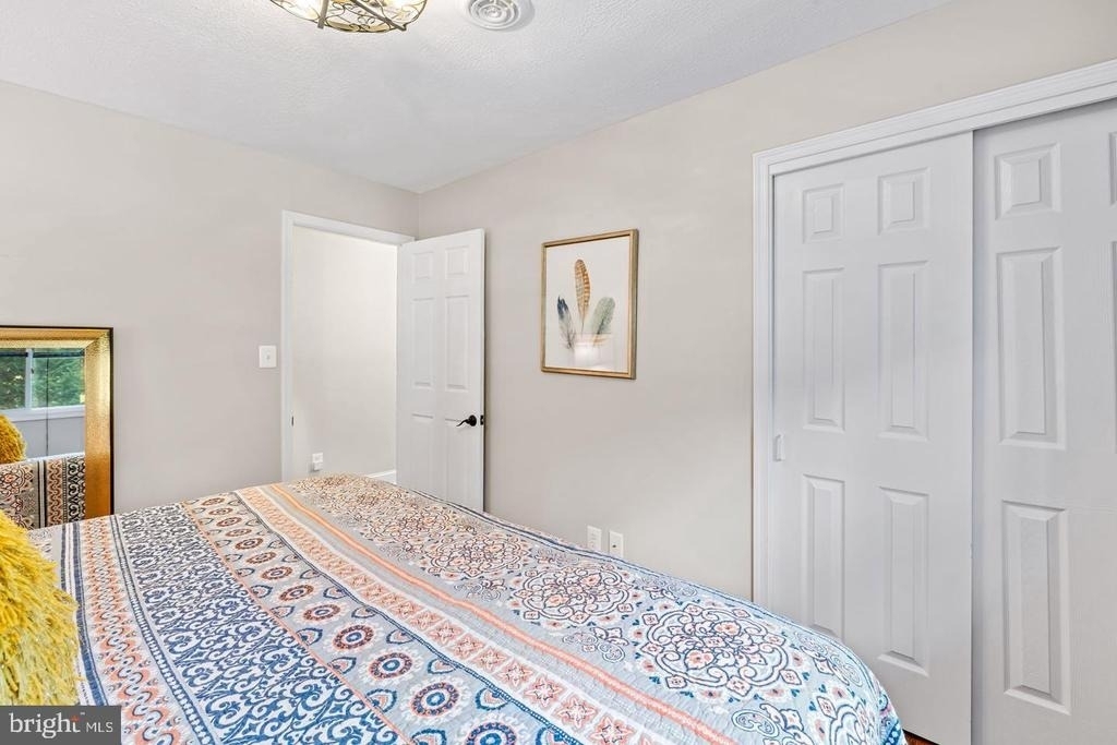 4 Carolina Avenue - Photo 22