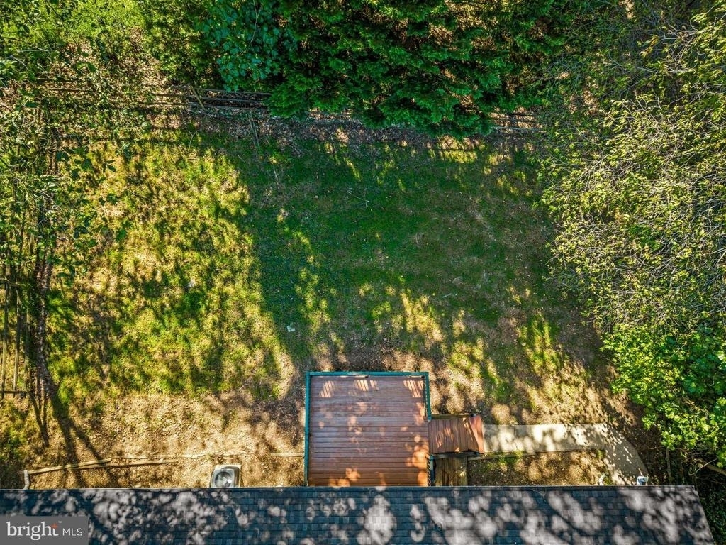 4 Carolina Avenue - Photo 68