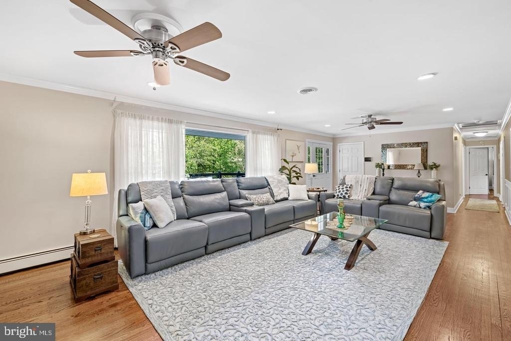 4 Carolina Avenue - Photo 11