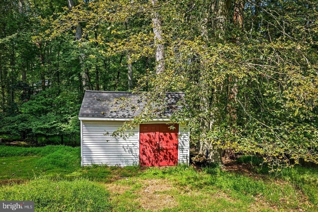 4 Carolina Avenue - Photo 51